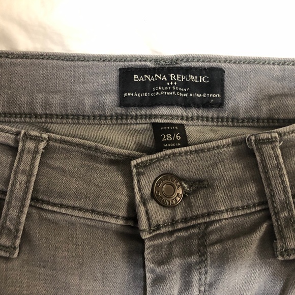 Banana Republic grey sculpt skinny jean size 28/6 petite - Picture 1 of 2